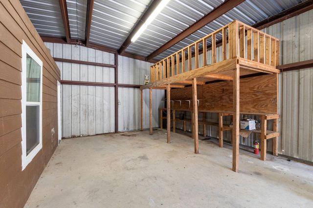 1812 Settlers Court Drive, Sealy, TX 77474