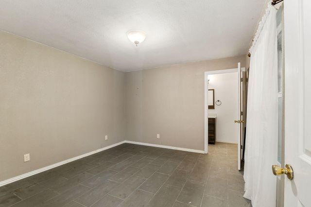 1812 Settlers Court Drive, Sealy, TX 77474