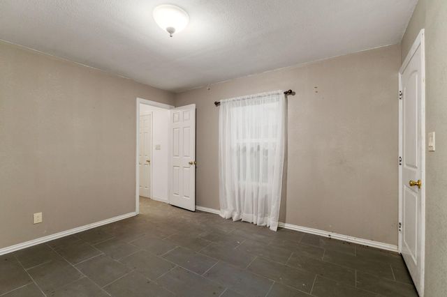 1812 Settlers Court Drive, Sealy, TX 77474