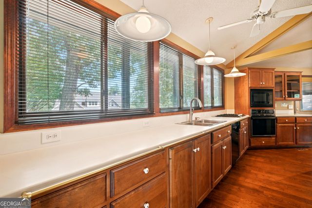 214 Ponderosa Lane, Waleska, GA 30183