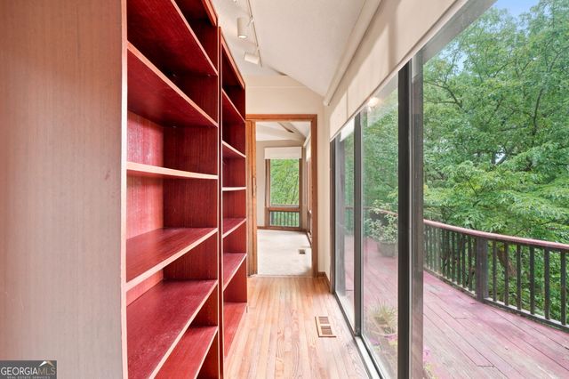 214 Ponderosa Lane, Waleska, GA 30183