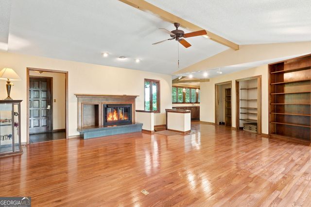 214 Ponderosa Lane, Waleska, GA 30183
