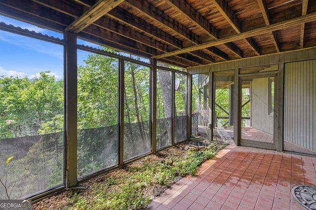 214 Ponderosa Lane, Waleska, GA 30183