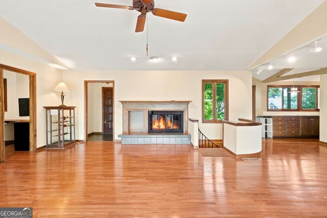 214 Ponderosa Lane, Waleska, GA 30183