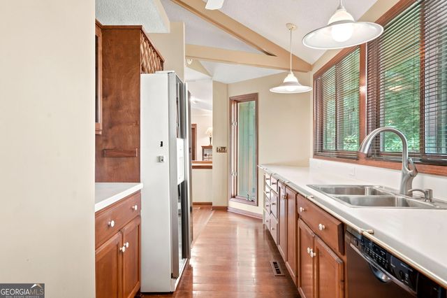 214 Ponderosa Lane, Waleska, GA 30183