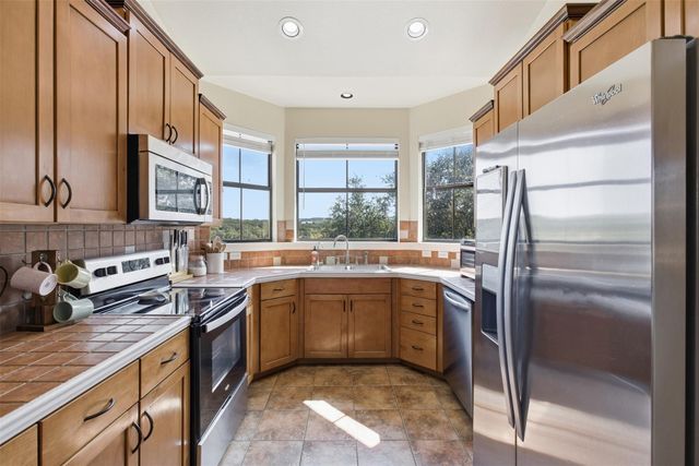 4110 Tyx TRL, Spicewood, TX 78669