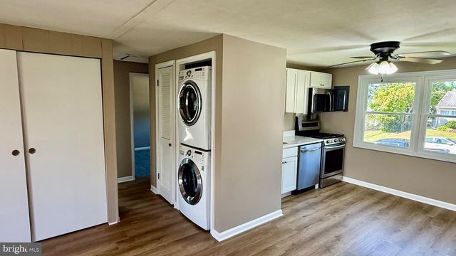 2429 BRUNSWICK RD, Baltimore, MD 21227