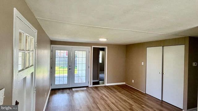 2429 BRUNSWICK RD, Baltimore, MD 21227