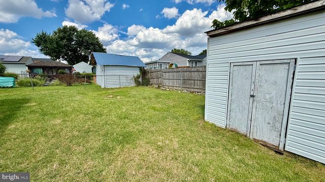 2429 BRUNSWICK RD, Baltimore, MD 21227