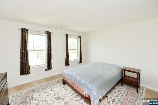 27 Winfield Drive 903, Woodcliff Lake, NJ 07677