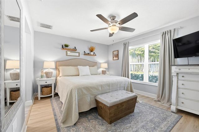 2396 MANGRUM DR, Dunedin, FL 34698