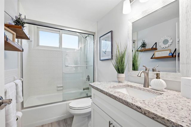 2396 MANGRUM DR, Dunedin, FL 34698