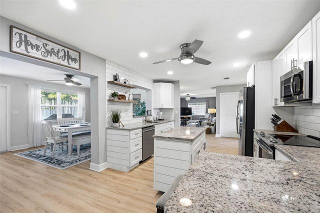 2396 MANGRUM DR, Dunedin, FL 34698