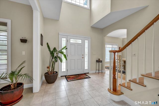 193 Scarborough Lane, Middletown, CT 06457