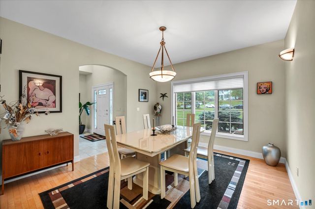 193 Scarborough Lane, Middletown, CT 06457