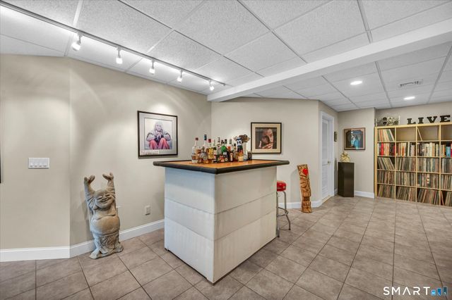 193 Scarborough Lane, Middletown, CT 06457