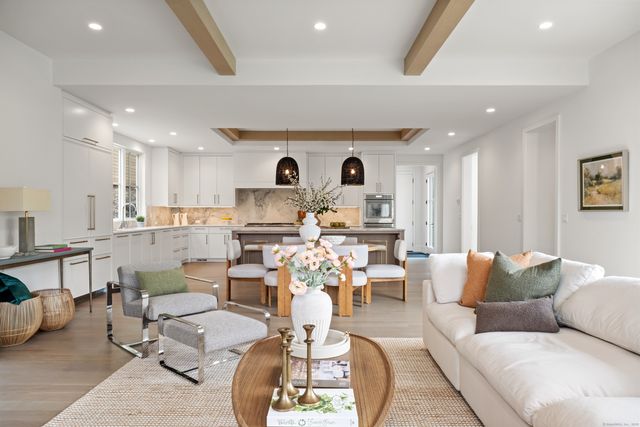 102 Compo Road South, Westport, CT 06880