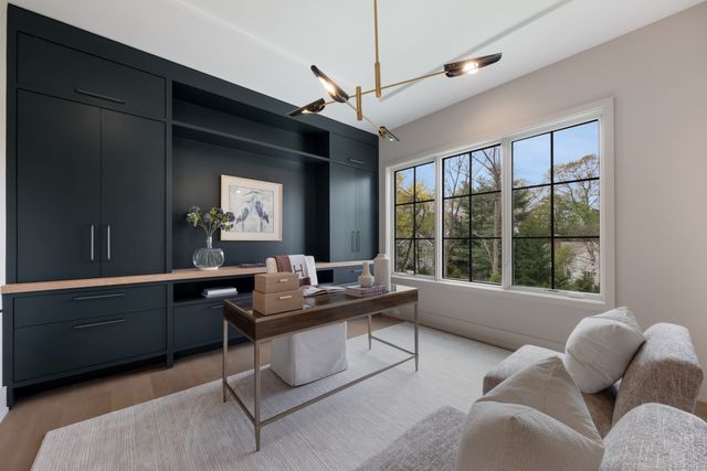 102 Compo Road South, Westport, CT 06880