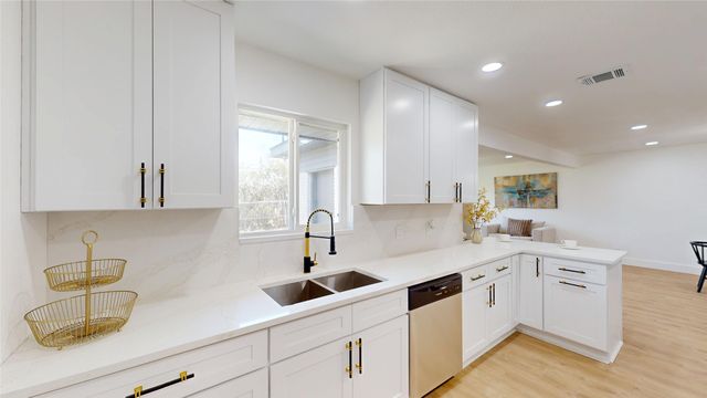 5417 Westhaven Drive, Fort Worth, TX 76132