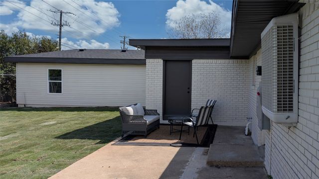 5417 Westhaven Drive, Fort Worth, TX 76132