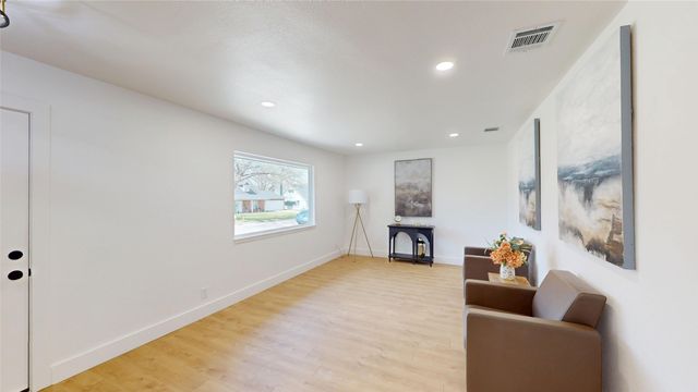 5417 Westhaven Drive, Fort Worth, TX 76132