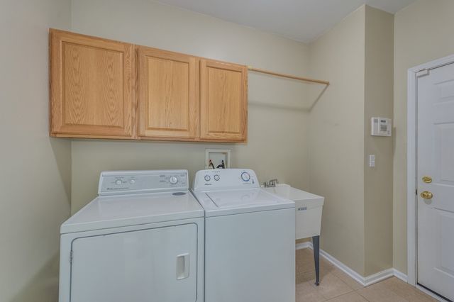 321 Grand Ridge Road 321, St. Charles, IL 60175