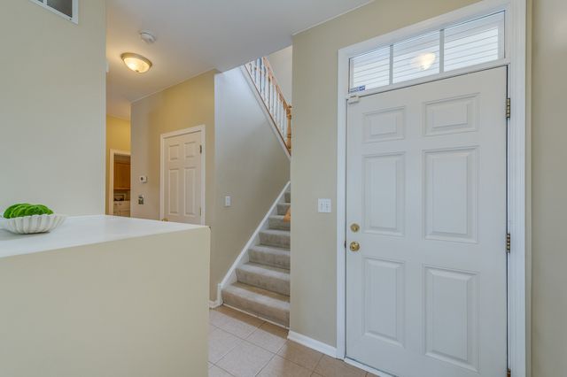 321 Grand Ridge Road 321, St. Charles, IL 60175