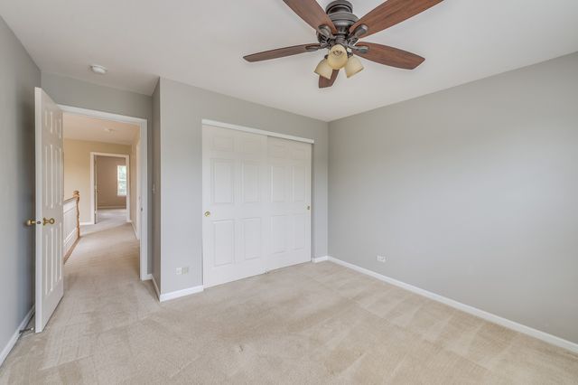 321 Grand Ridge Road 321, St. Charles, IL 60175