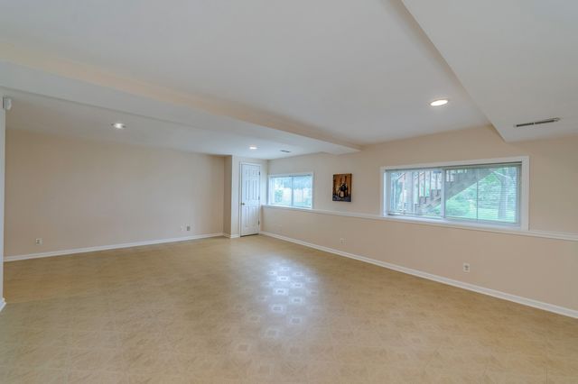 321 Grand Ridge Road 321, St. Charles, IL 60175