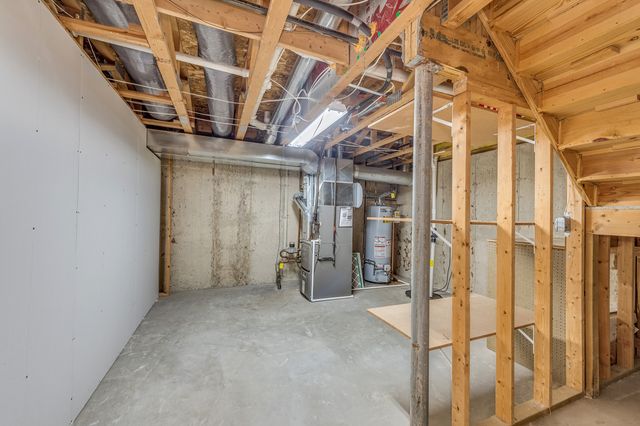 321 Grand Ridge Road 321, St. Charles, IL 60175