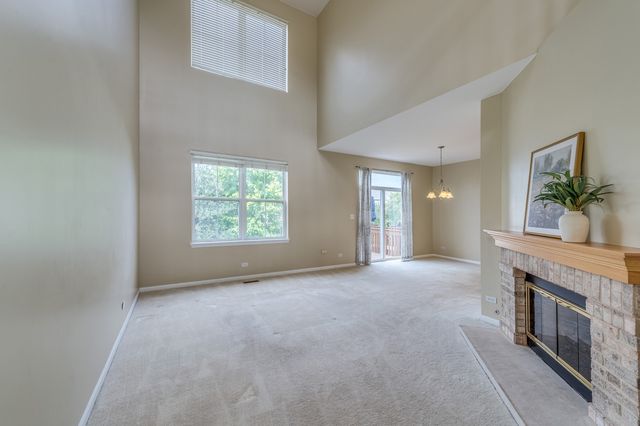 321 Grand Ridge Road 321, St. Charles, IL 60175