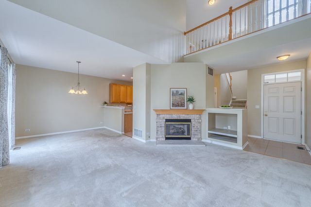 321 Grand Ridge Road 321, St. Charles, IL 60175