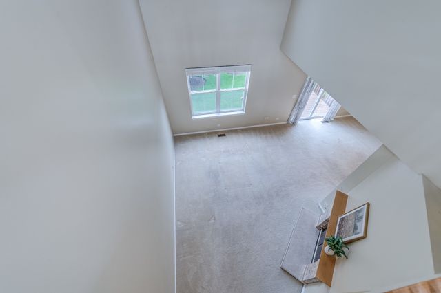 321 Grand Ridge Road 321, St. Charles, IL 60175