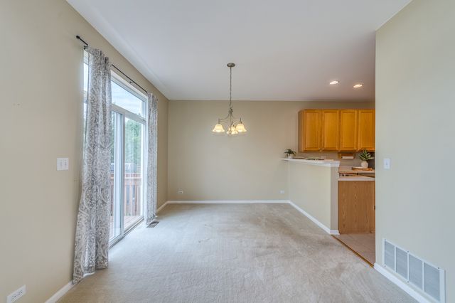 321 Grand Ridge Road 321, St. Charles, IL 60175