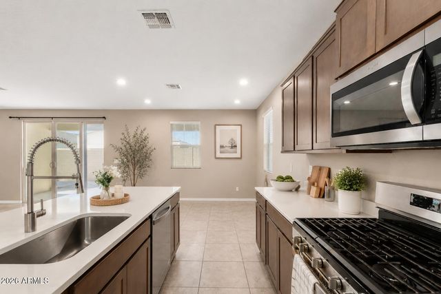 29966 W EARLL Drive, Buckeye, AZ 85396
