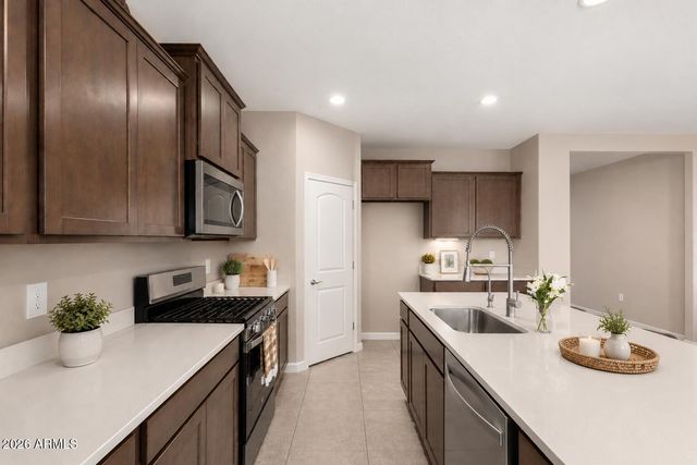 29966 W EARLL Drive, Buckeye, AZ 85396