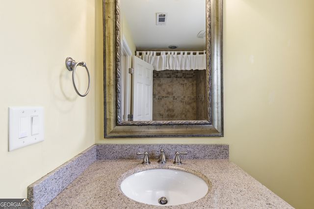 568 Trip Street, Grayson, GA 30017