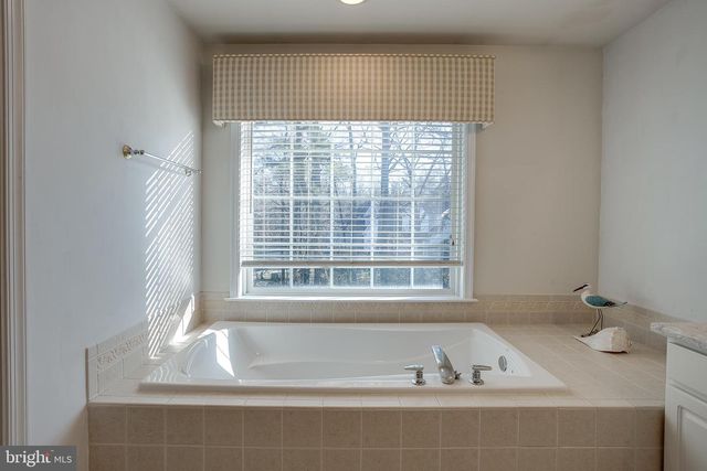 30 BRATTLEBORO CT, Medford, NJ 08055