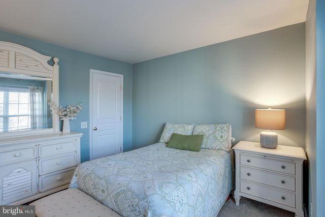 30 BRATTLEBORO CT, Medford, NJ 08055