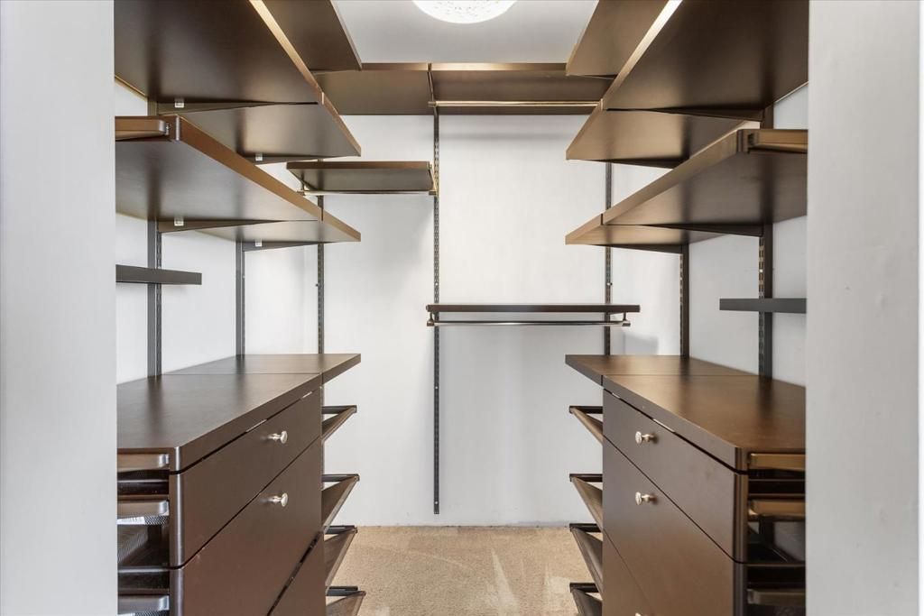 Image 38 of property listing at 13901 Skyline Boulevard, Oakland, CA 94619