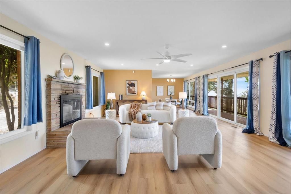 Image 6 of property listing at 13901 Skyline Boulevard, Oakland, CA 94619