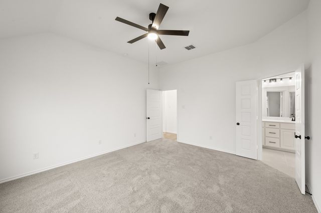 906 Madeline Lane, Cleburne, TX 76033
