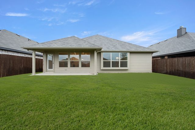 906 Madeline Lane, Cleburne, TX 76033