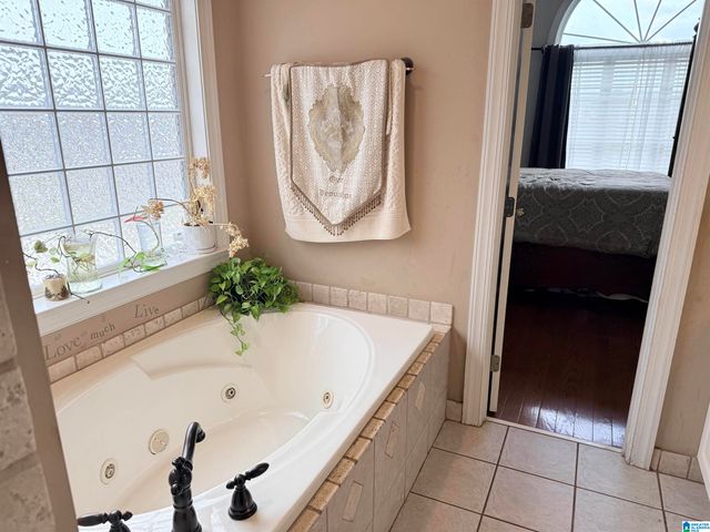 65 TWISTED OAK CIRCLE, Odenville, AL 35120