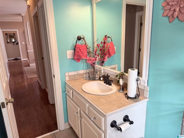 65 TWISTED OAK CIRCLE, Odenville, AL 35120