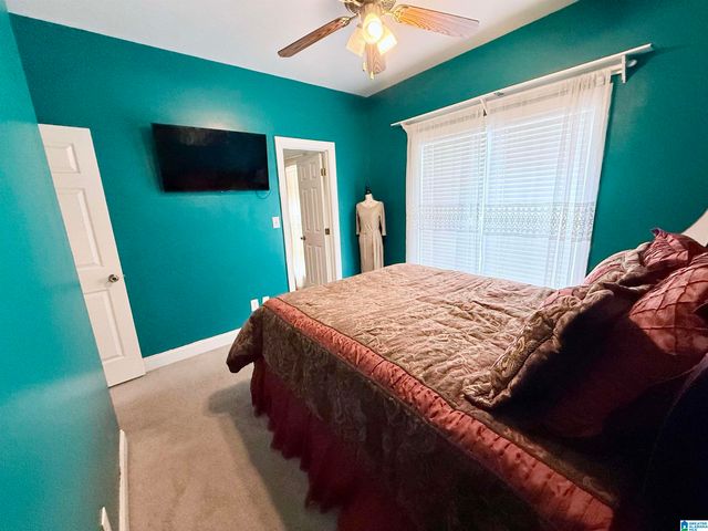 65 TWISTED OAK CIRCLE, Odenville, AL 35120