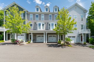 5 Brinscall Court 5, Danbury, CT 06810