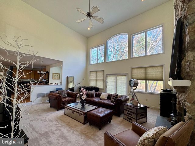 1732 OSPREY DR, Norristown, PA 19403