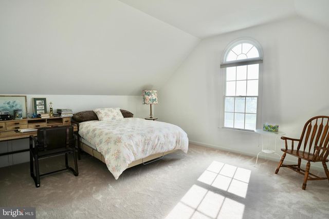 1732 OSPREY DR, Norristown, PA 19403