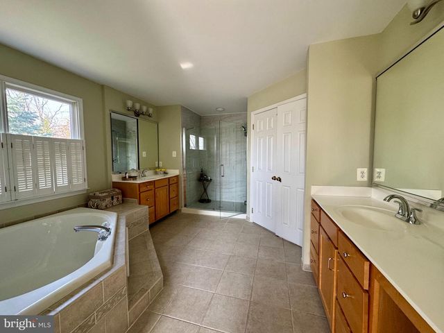 1732 OSPREY DR, Norristown, PA 19403